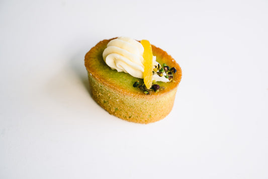 Delish Pistachio, Mango & Cream Cheese GF